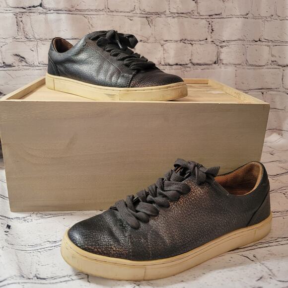 Frye- Women's low lace Pebbled Leather Shoes- size 7.5 -READ - Picture 1 of 6